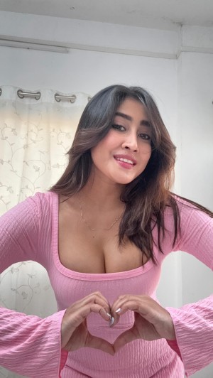 Sofia Ansari Photo #10