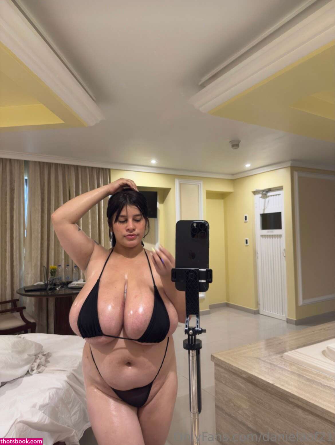 unoresident1191k Photo #133