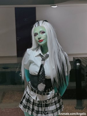 Novia Cosplayer Photo #63