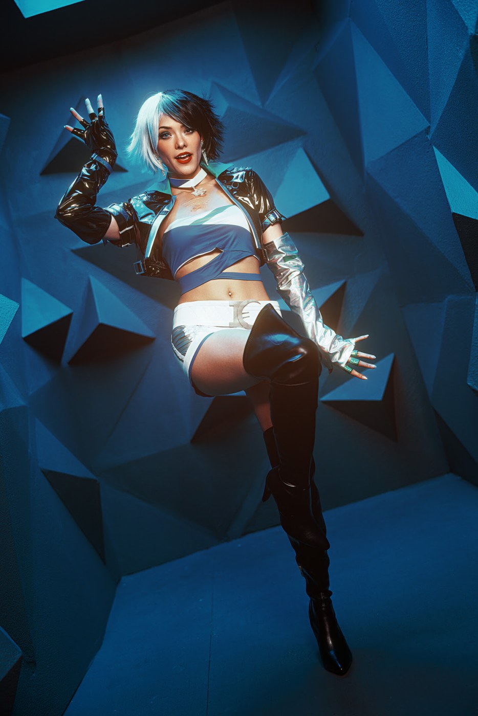 Joanie Brosas Photo #8