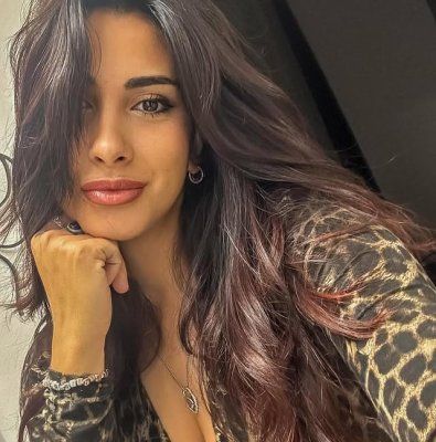 Greta Ze Photo #27