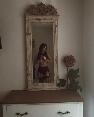 Helena Coelho Photo #22