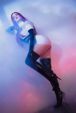 Katyuska Moonfox Photo #575