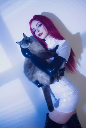 Katyuska Moonfox Photo #594