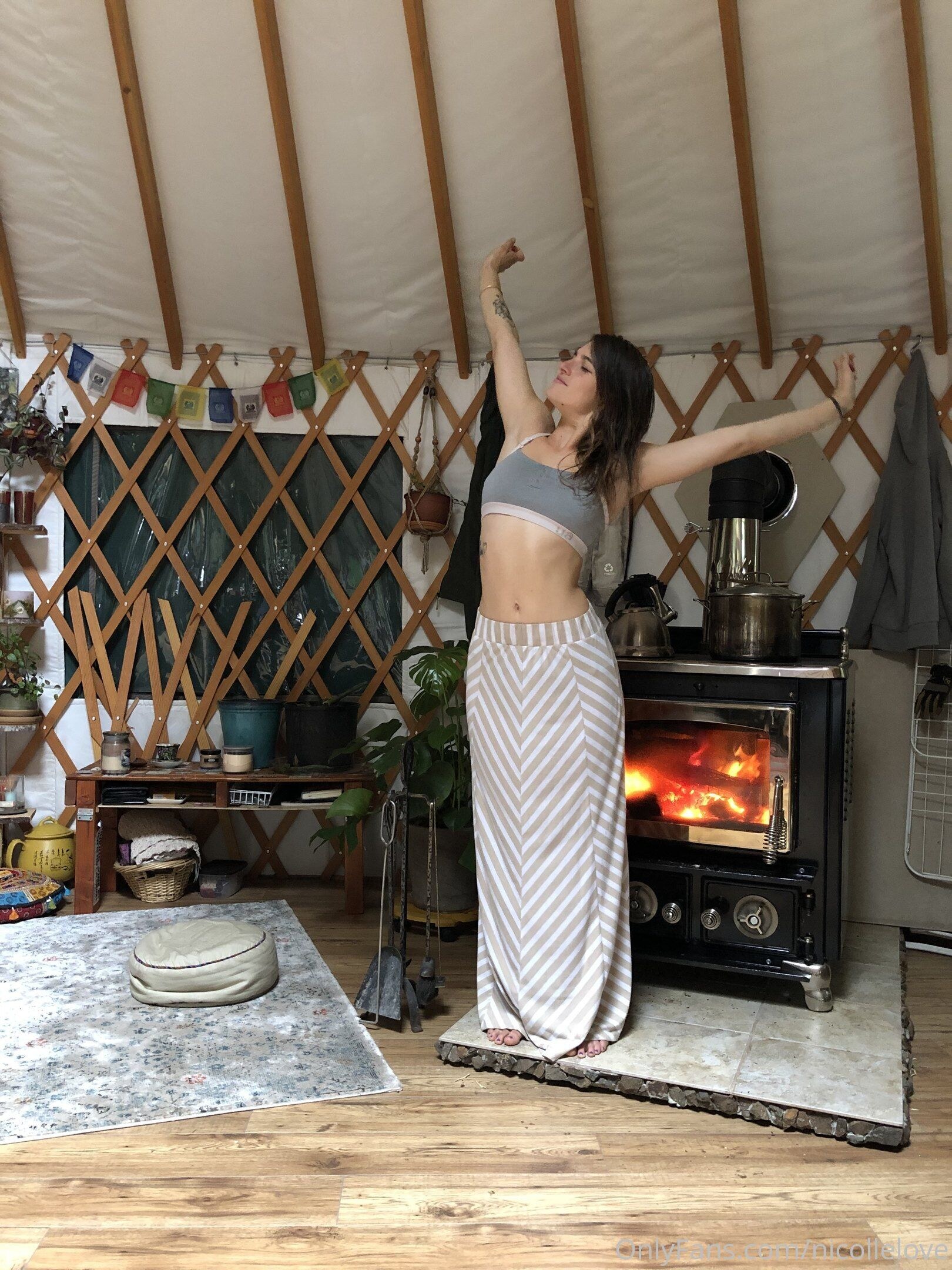 Nicolle Love Photo #72