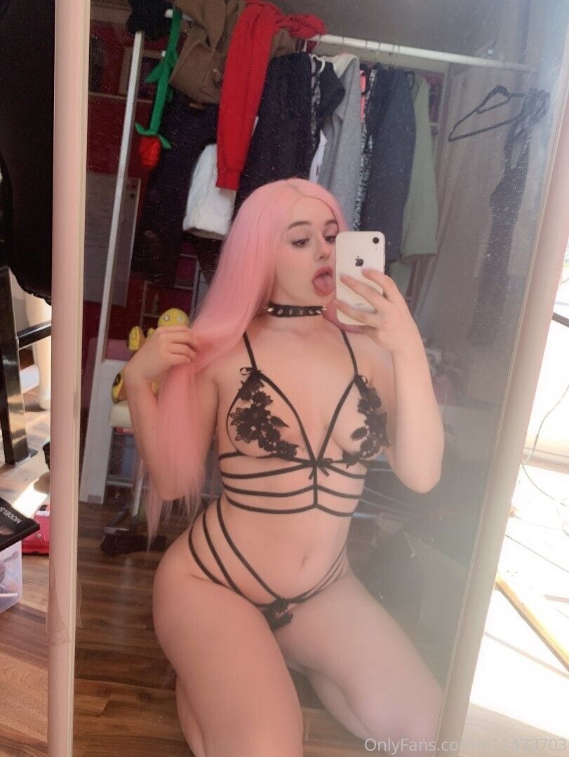 Gracie Waifu Photo #35