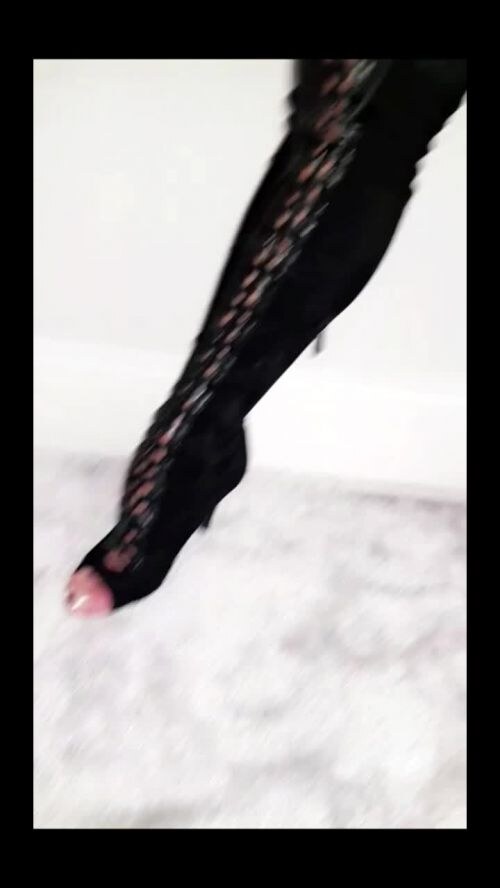 Scarlet Bouvier Photo #404