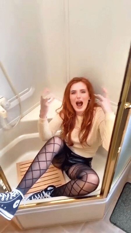 Bella Thorne Photo #43