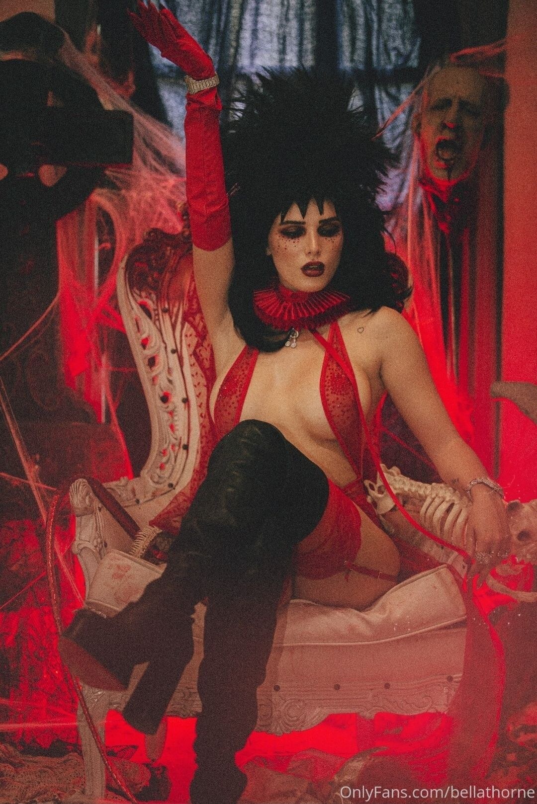 Bella Thorne Photo #59