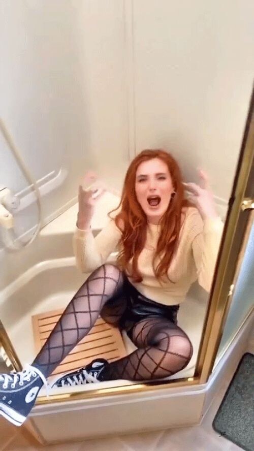 Bella Thorne Photo #43