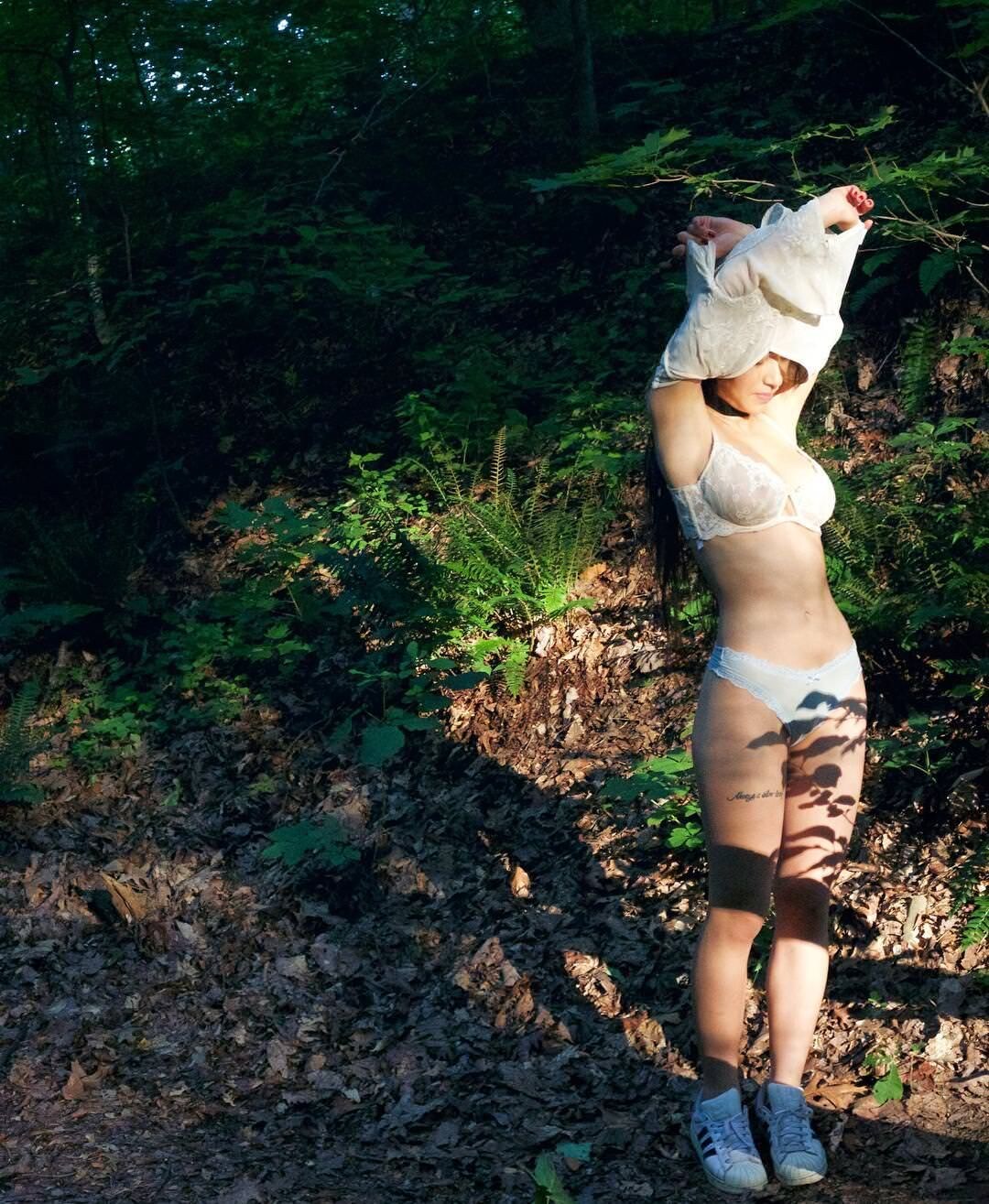 Hitomi Mochizuki Photo #30