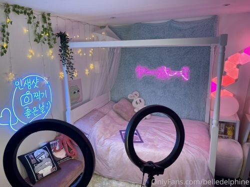 Belle Delphine Photo #2181