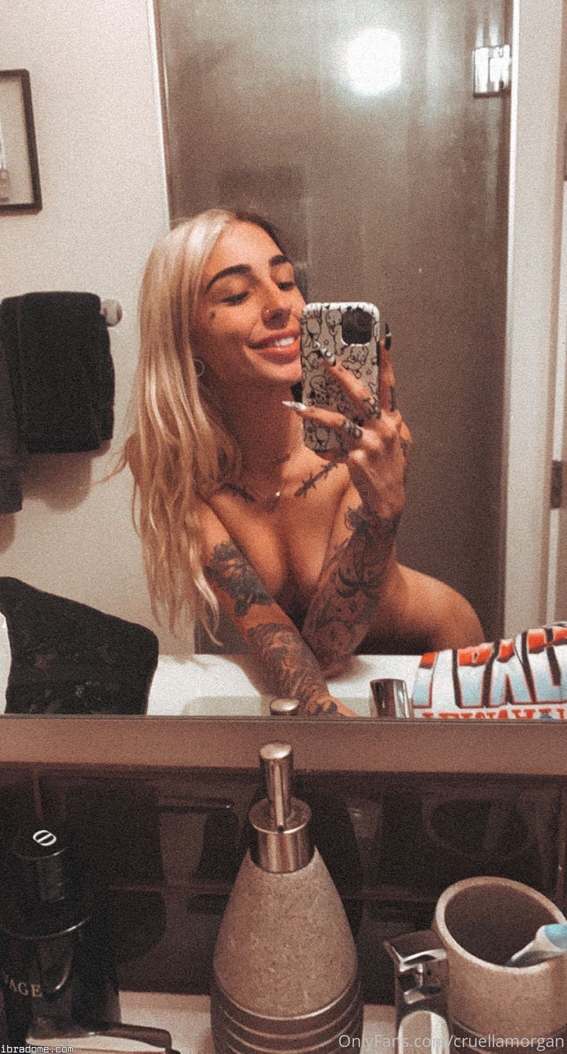 Cruellamorgan Photo #57