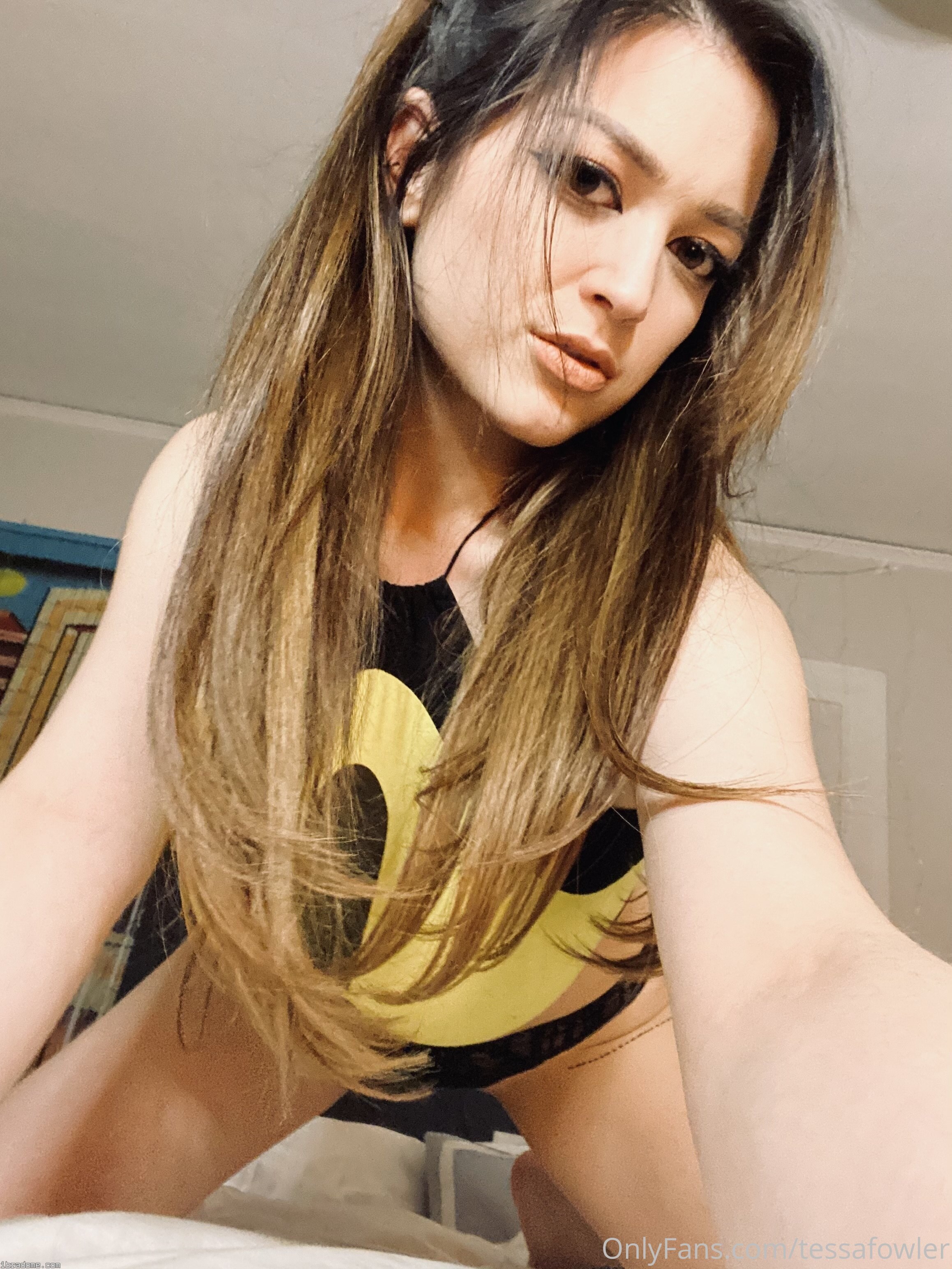 Tessa Fowler Photo #144