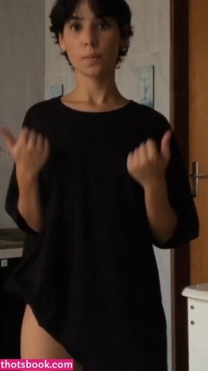 Isis Rodrigues Video #13