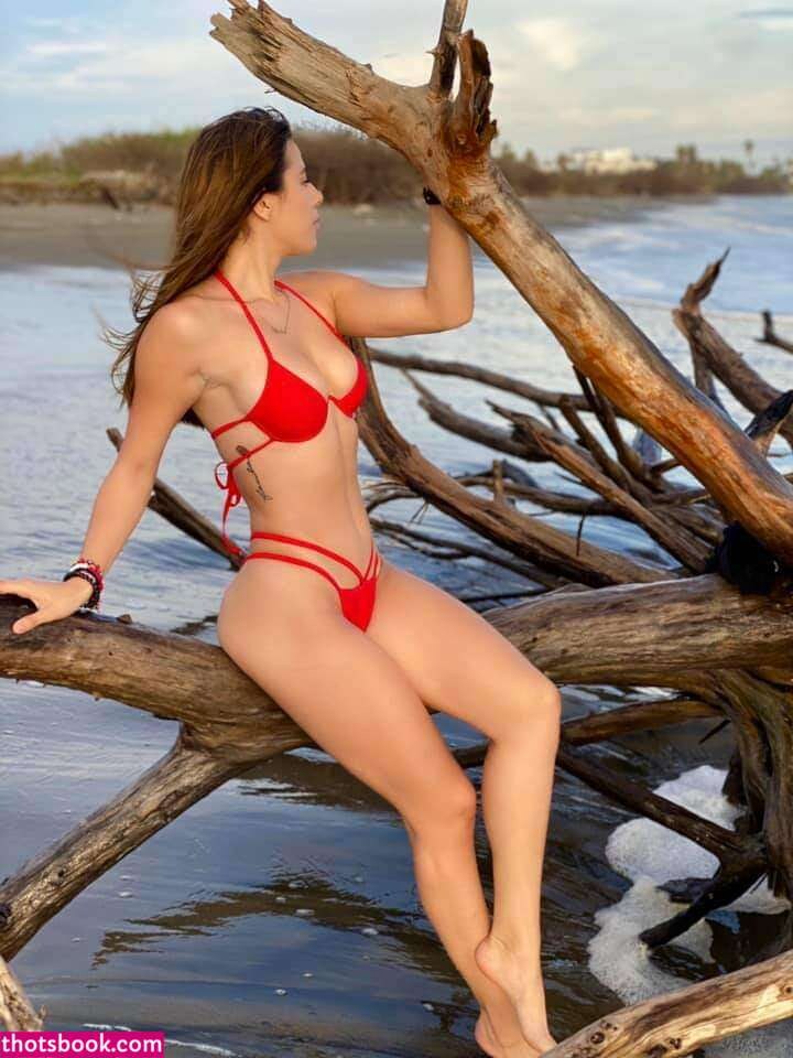 Dulce Carrillo Photo #6