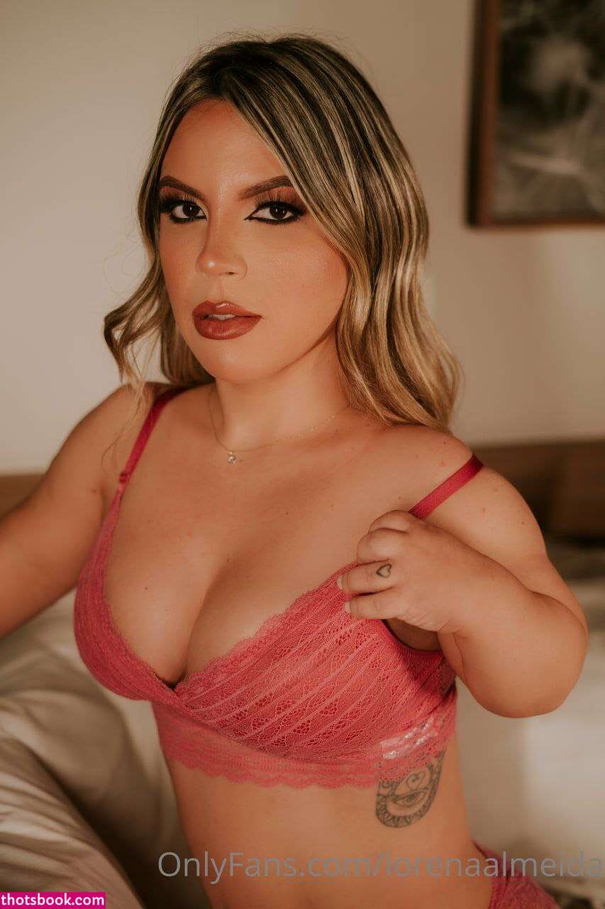 Lorena Almeida Photo #1