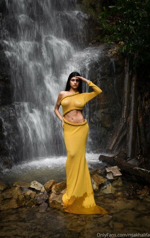 Mia Khalifa Photo #326