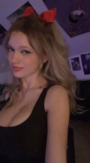 Mikahhlynn Photo #36