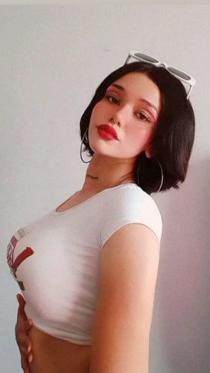 Clara Contreras Photo #40