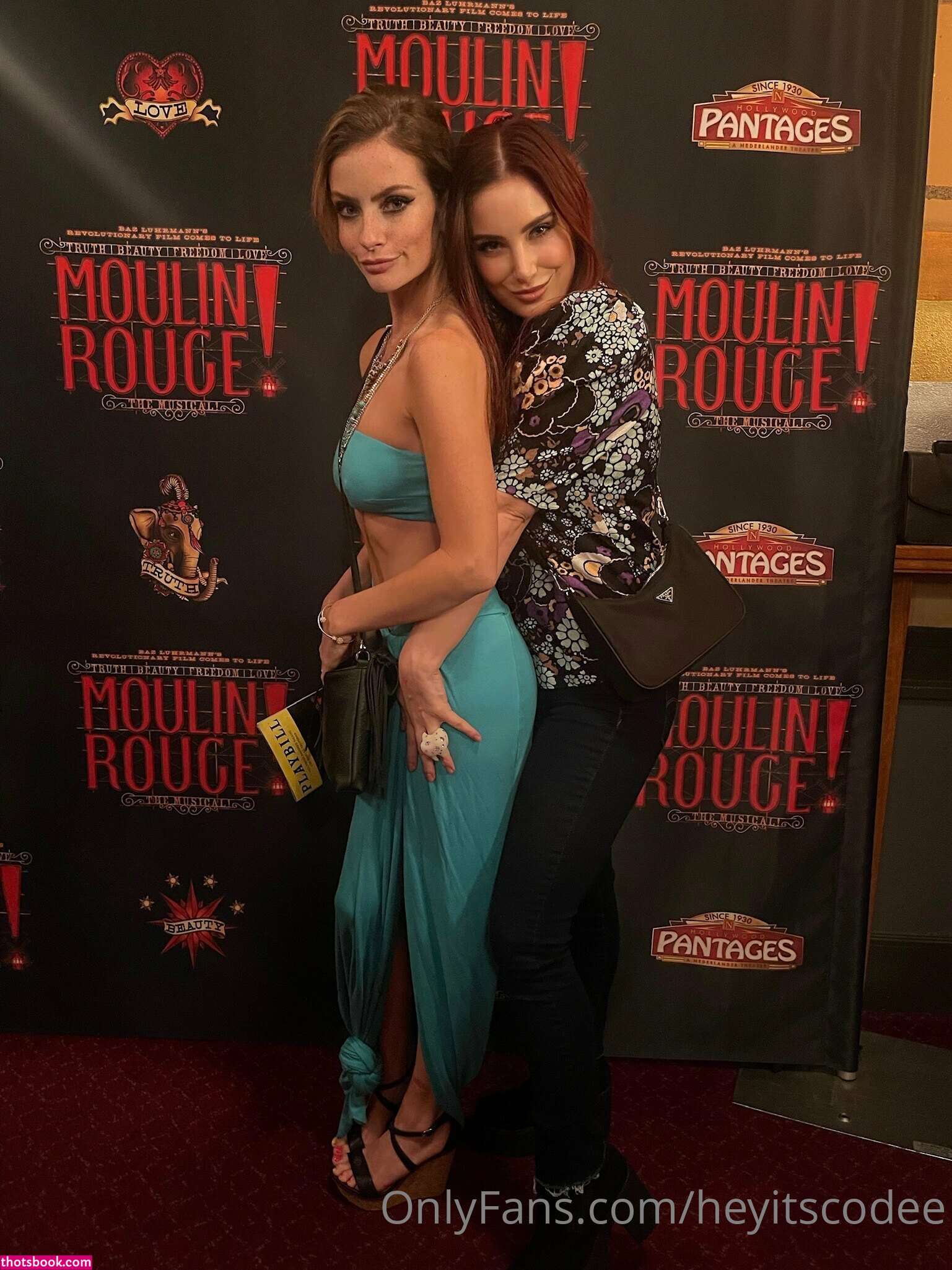 Heyitscodee Photo #146