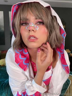 Dare Taylor Photo #806