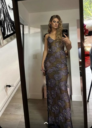 Hannah Stocking Photo #96