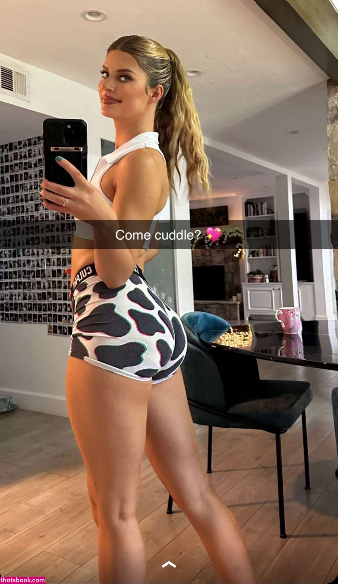 Hannah Stocking Photo #122