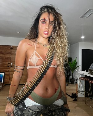 Sommer Ray Post #10