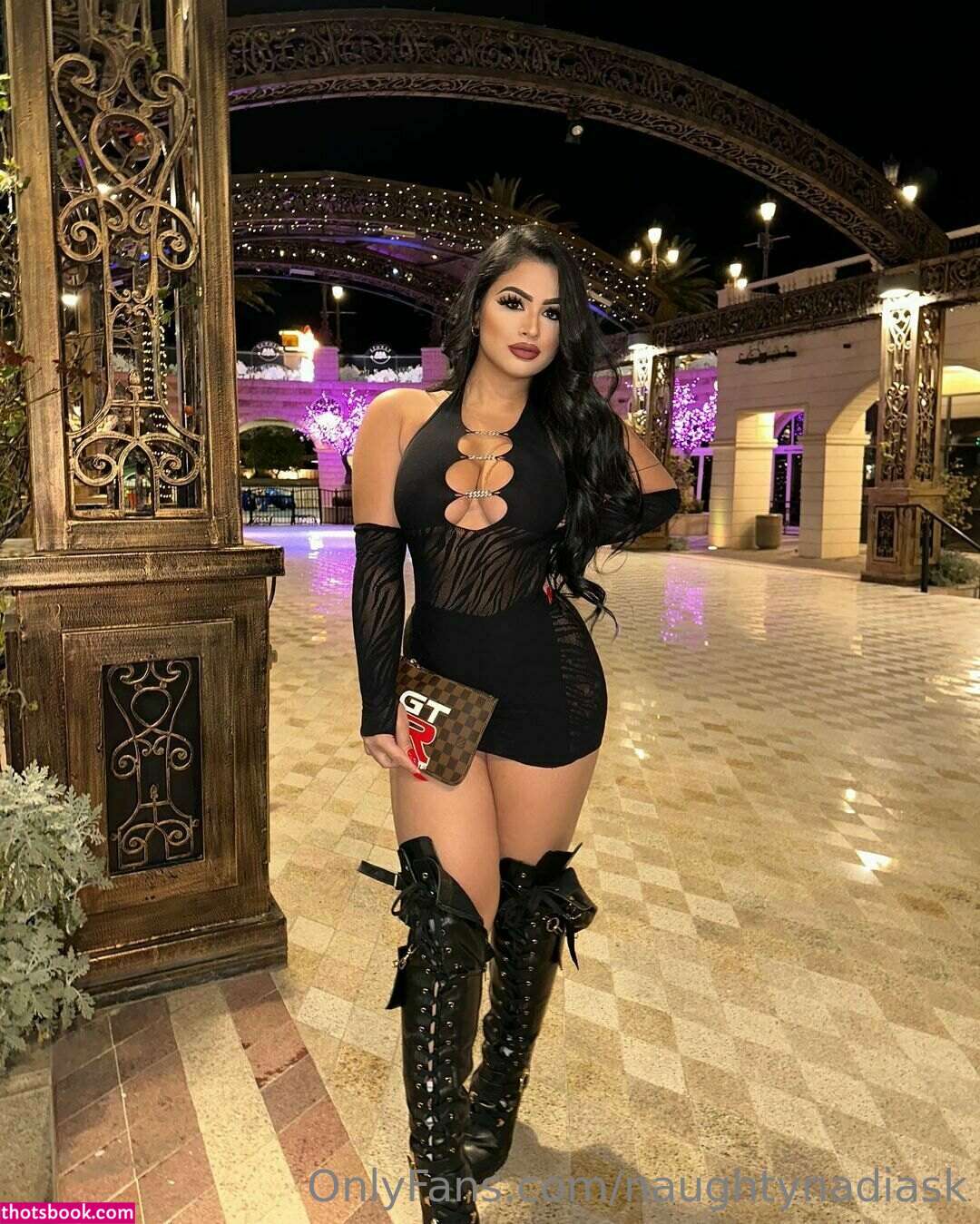 Nadia Khar Photo #70