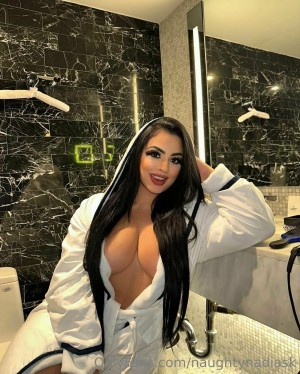 Nadia Khar Photo #67