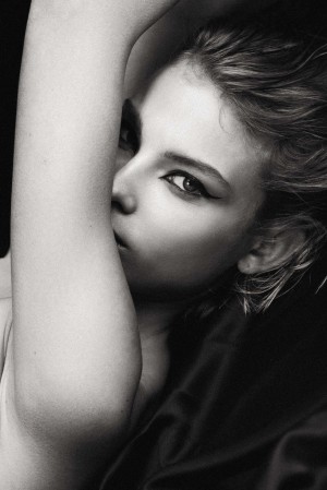 Series Magazine Photo #131