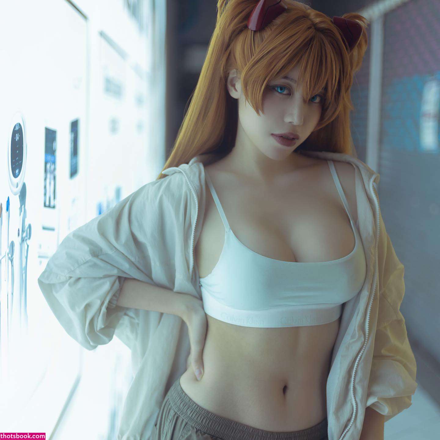 Ain Nguyen Photo #195