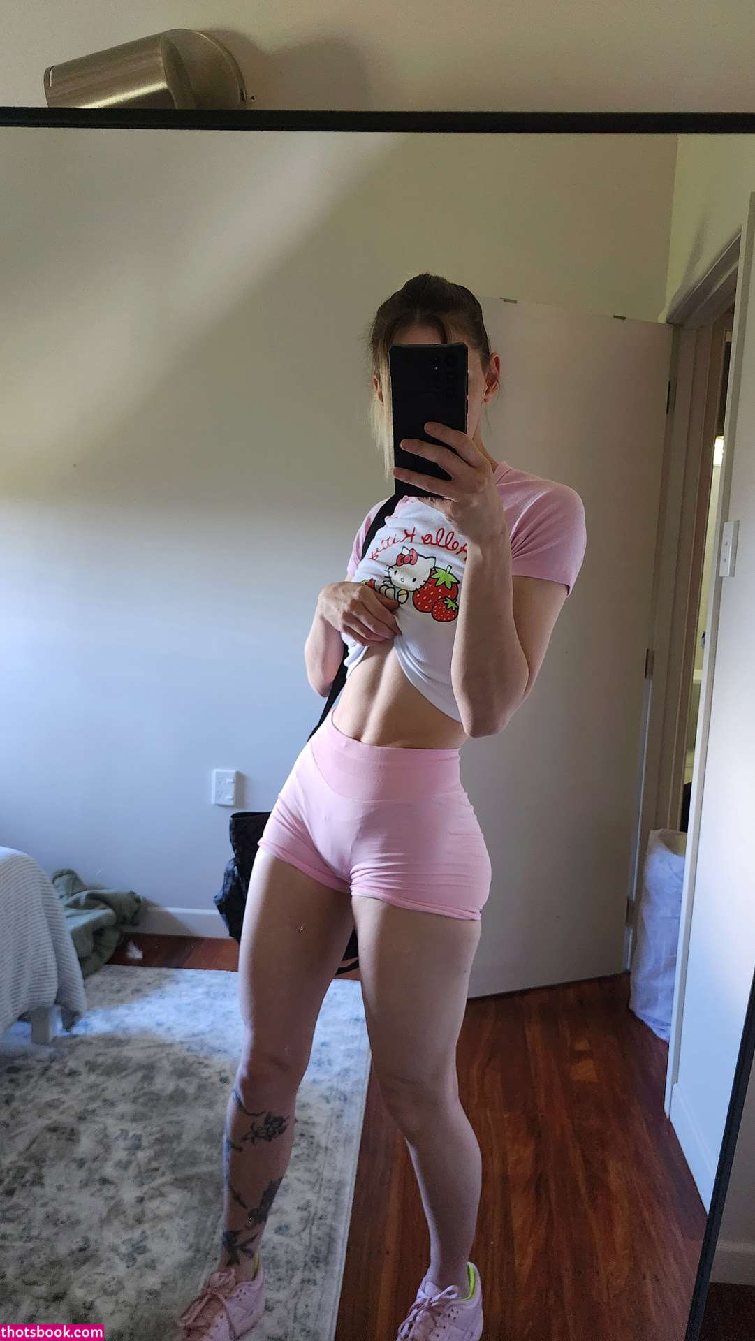 Missalice Photo #141