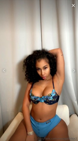 Kris Summers Photo #41