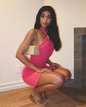 Yovanna Ventura Photo #5