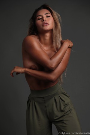 Victoria Salazar Photo #58