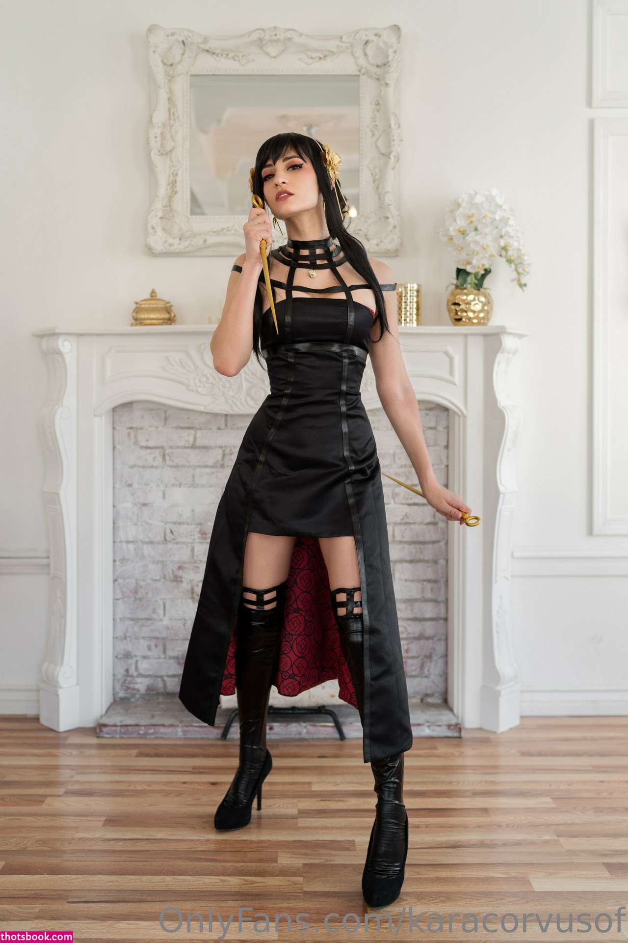 Kara Corvus Photo #449