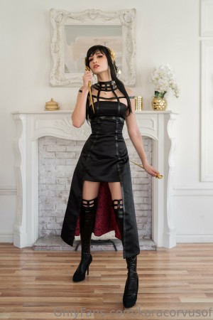 Kara Corvus Photo #449