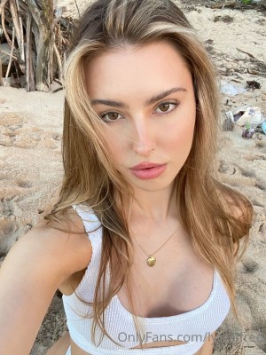 Lydia free Photo #19