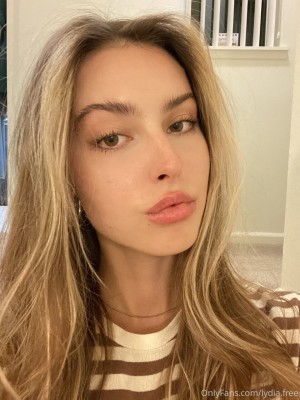 Lydia free Photo #20