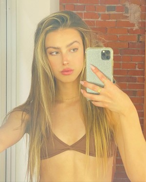 Lydia free Photo #43