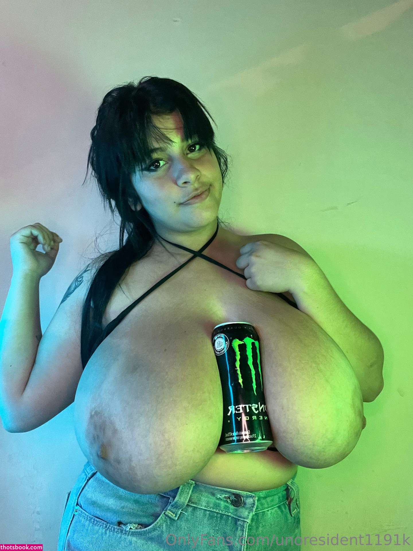 unoresident1191k Photo #55