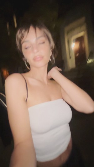 Emily Ratajkowski Photo #260