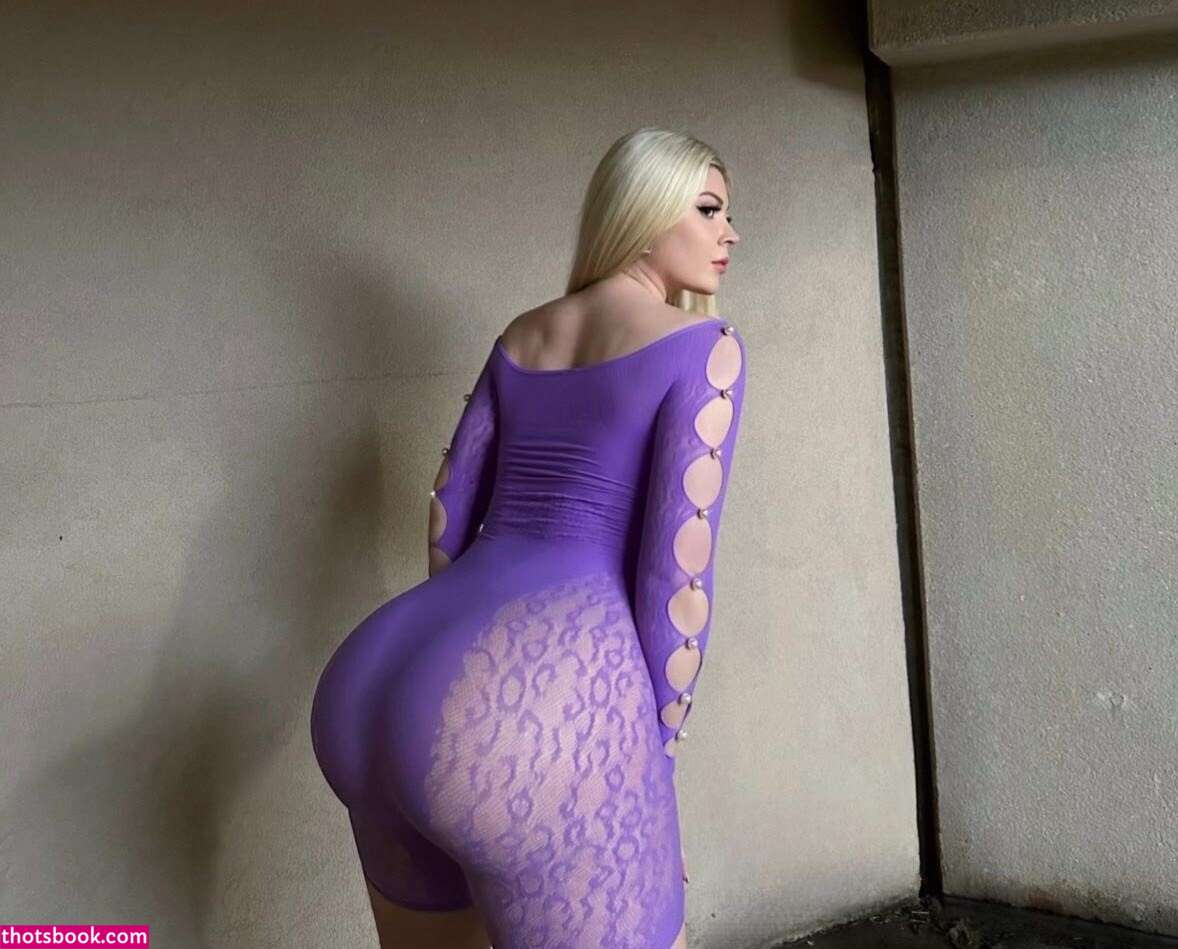 Lindsay Capuano Photo #78