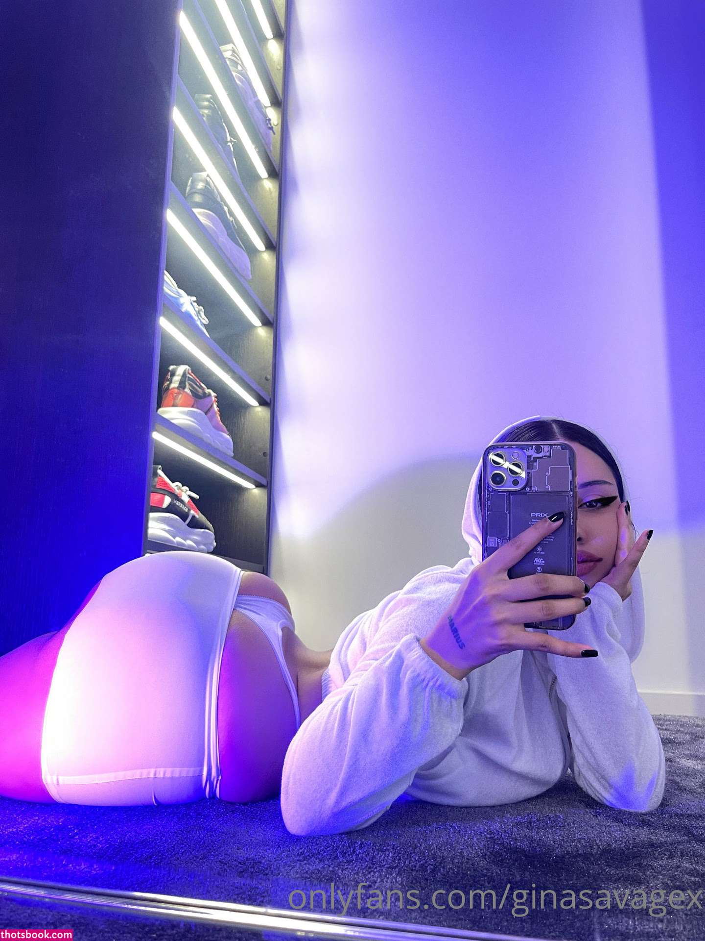 Gina Savage Photo #68