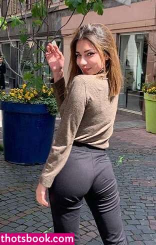 Emmy Tifrit Photo #45