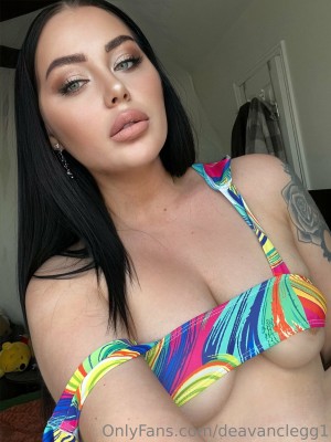 Deavan Clegg Photo #55