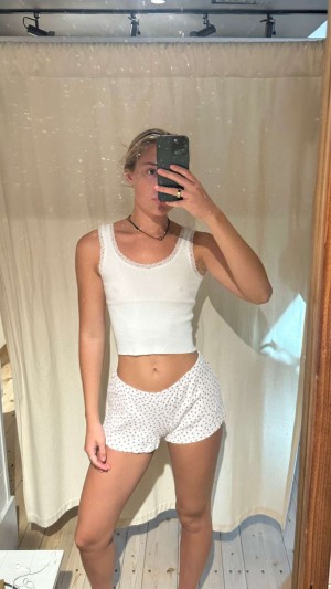 Olivia Ponton Photo #121