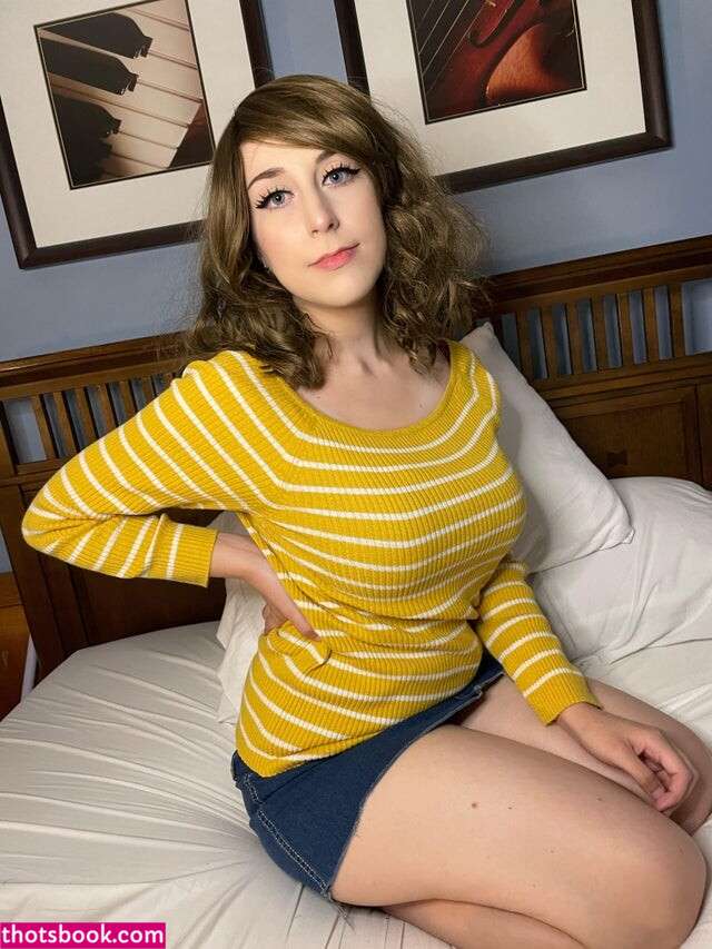 Maddie Reznor Photo #7